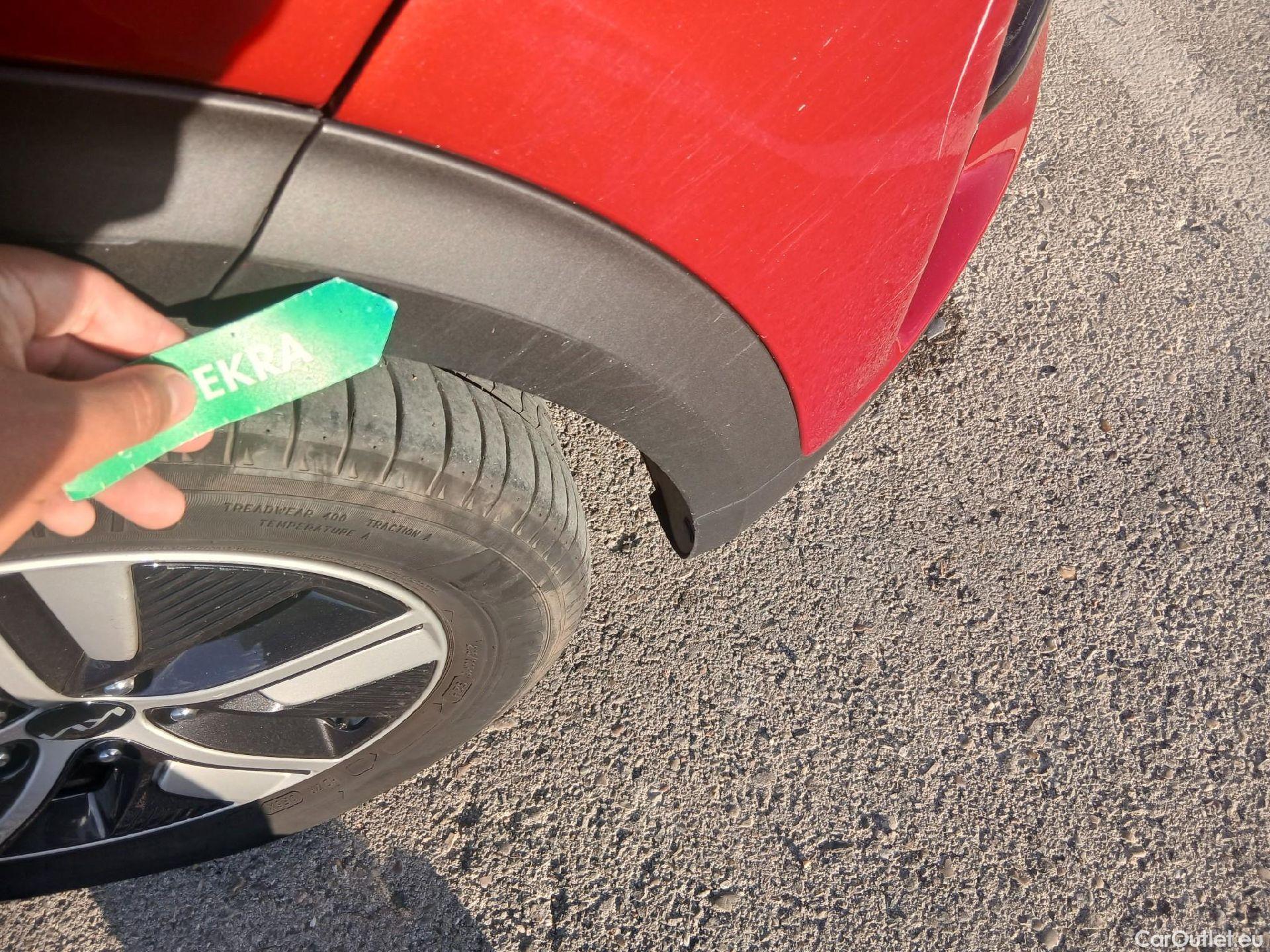  KIA  Niro KIA  / 2019 / 5P / crossover 1.6 GDi PHEV 104kW (141CV) Drive #39