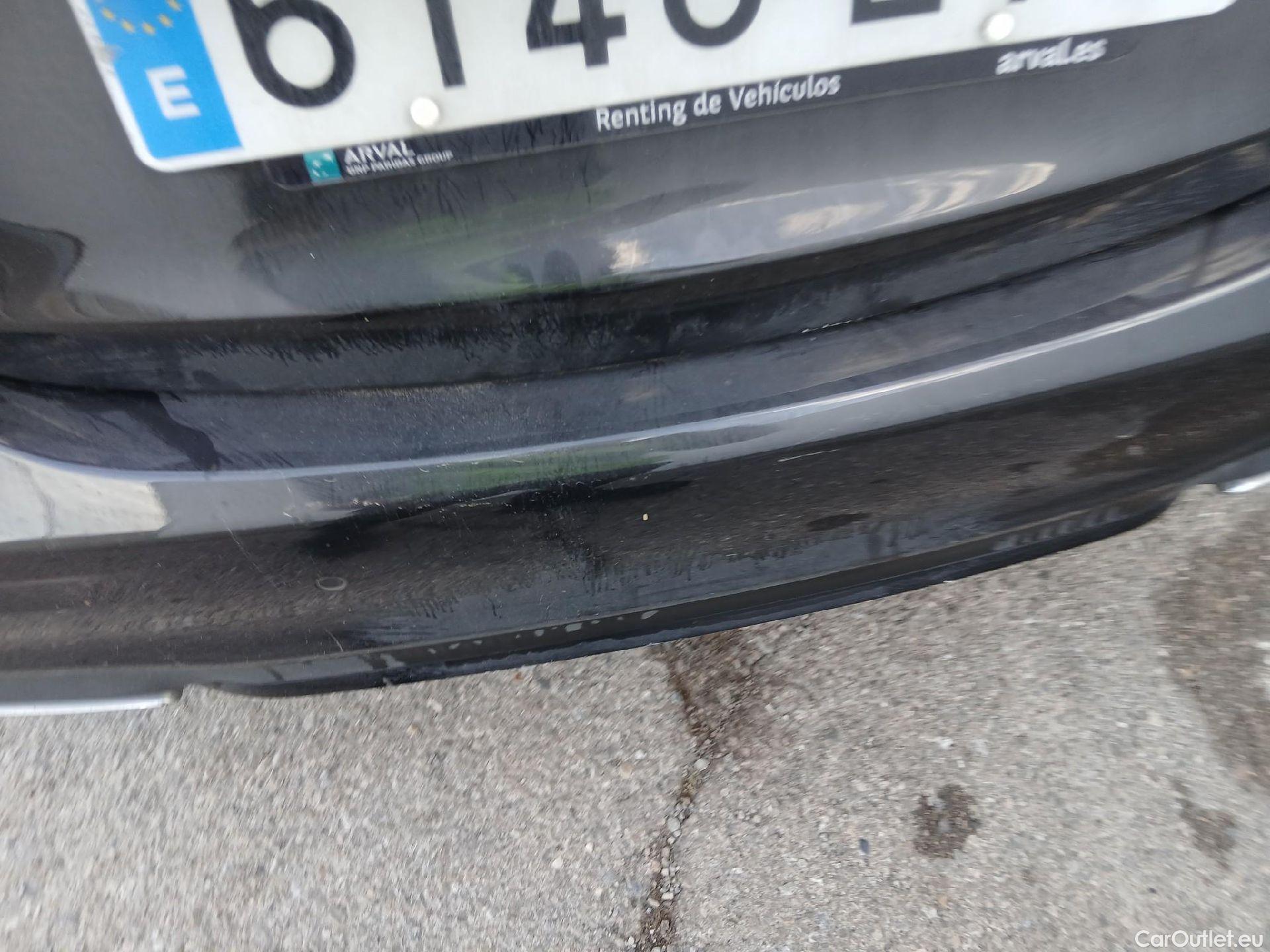  Mercedes  E-Klasse MERCEDES-BENZ Clase E / 2020 / 4P / sedán E 300 de 4MATIC #5