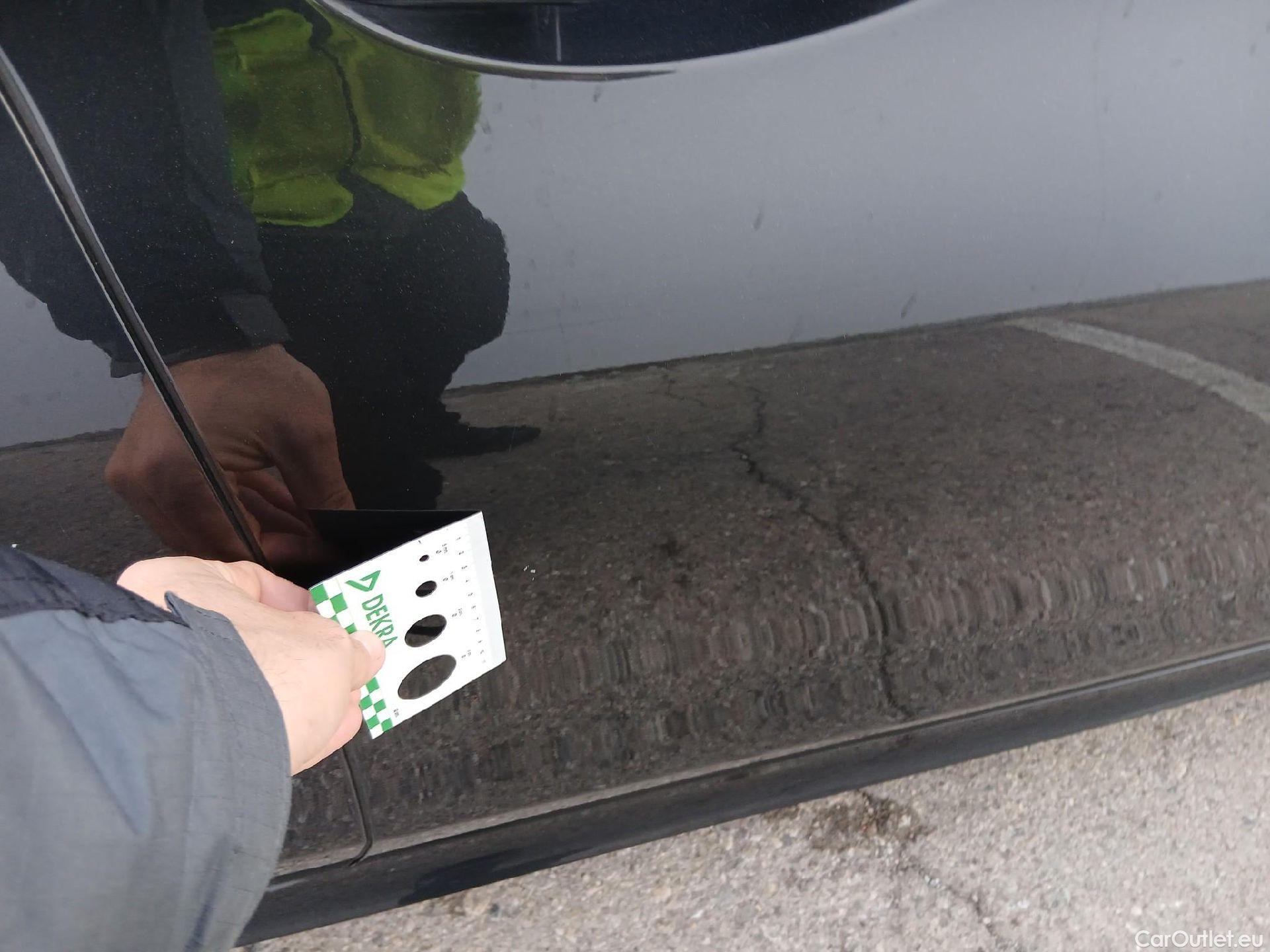  Mercedes  E-Klasse MERCEDES-BENZ Clase E / 2020 / 4P / sedán E 300 de 4MATIC #15