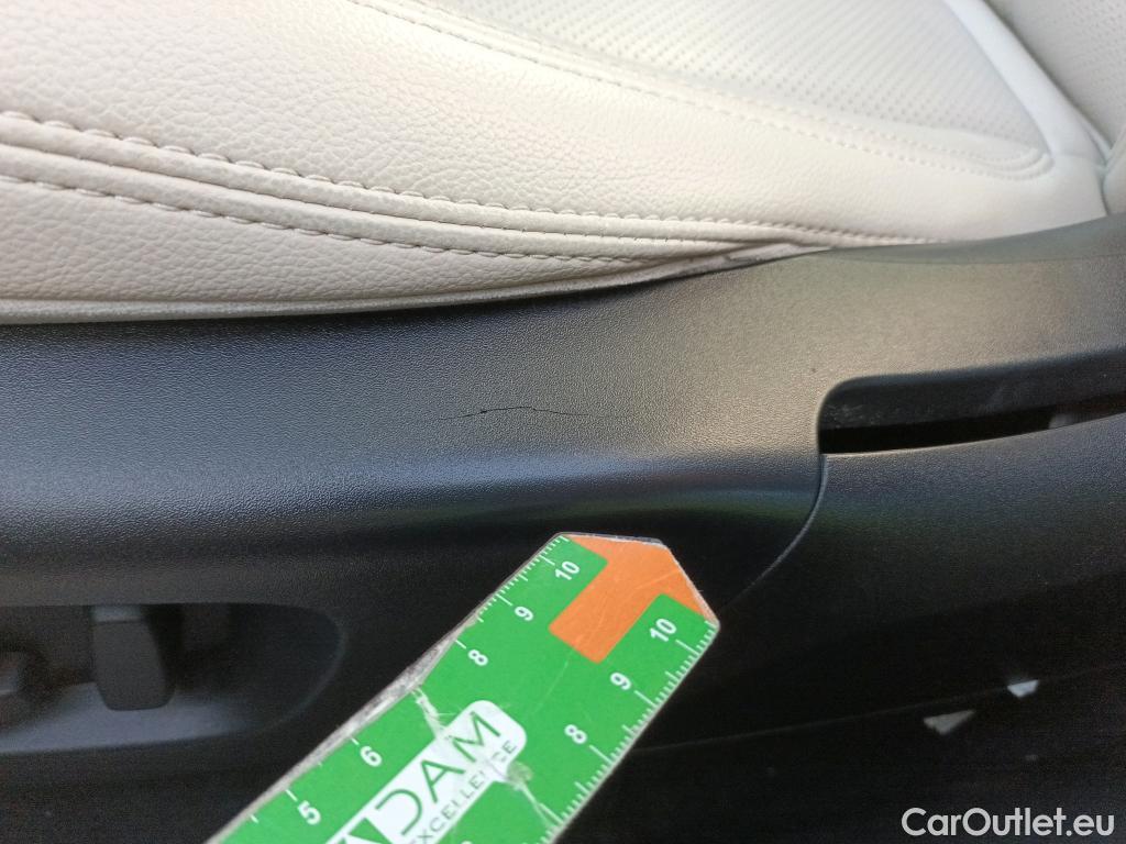  Land Rover  Range Rover LAND ROVER  Velar / 2017 / 5P / todoterreno 2.0 P250 184kW R-Dynamic S 4WD Auto #24