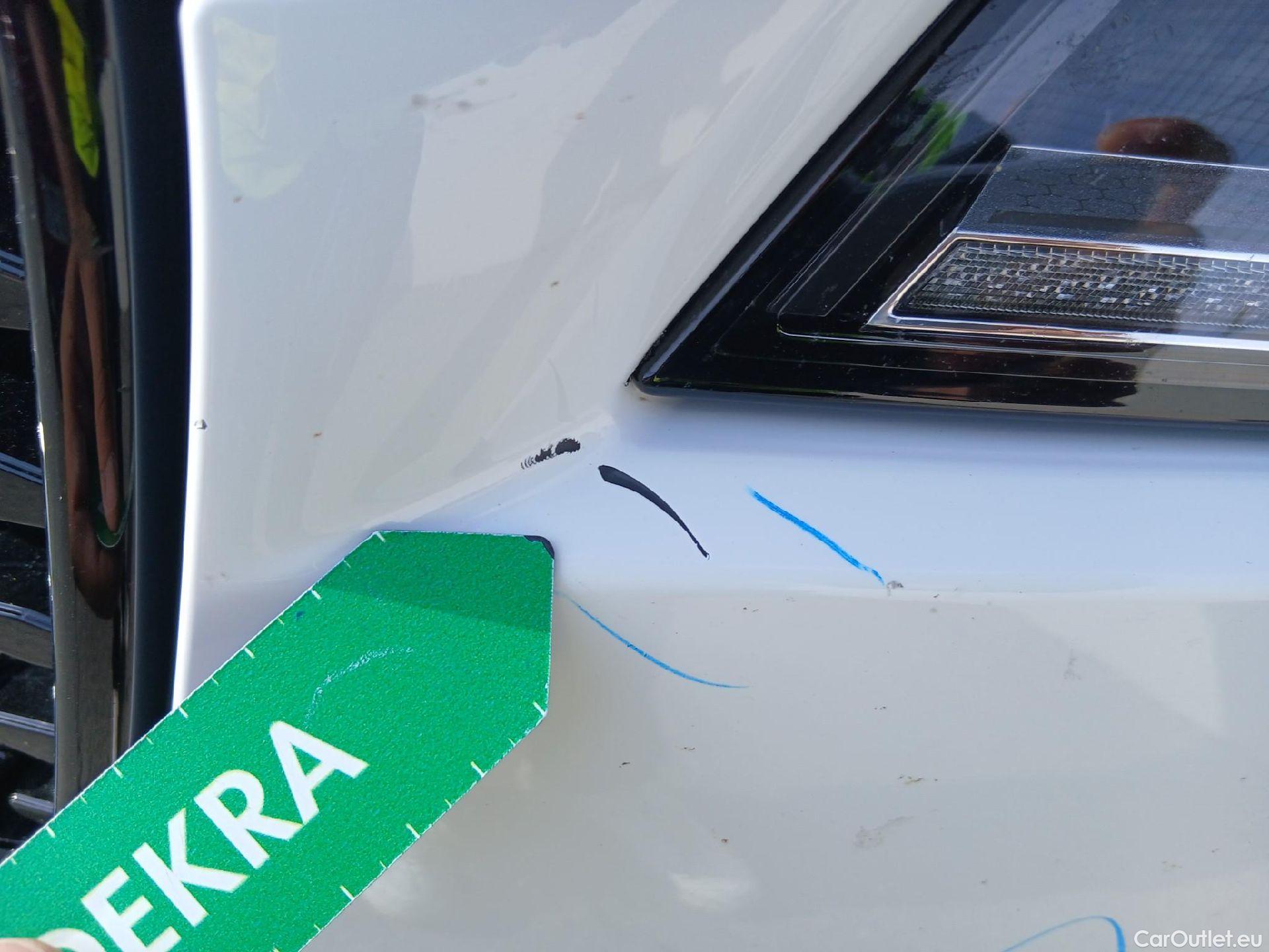  Land Rover  Discovery JAGUAR F-Pace / 2020 / 5P / todoterreno 2.0D I4 204PS AWD Auto MHEV R-Dynamic SE #3