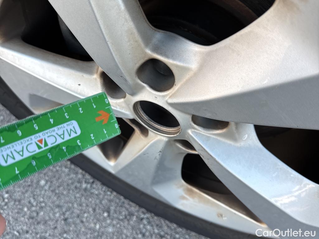  Nissan  Qashqai NISSAN  / 2017 / 5P / todoterreno dCi 85 kW (115 CV) E6D ACENTA #34