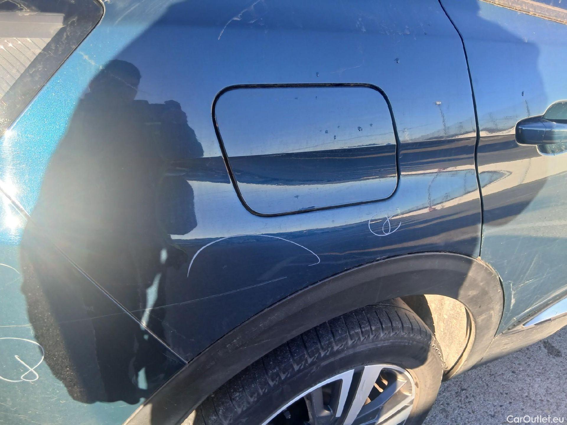  Peugeot  3008 PEUGEOT  / 2020 / 5P / todoterreno 1.5 BlueHDi 96kW S&S Allure Pack EAT8 #47