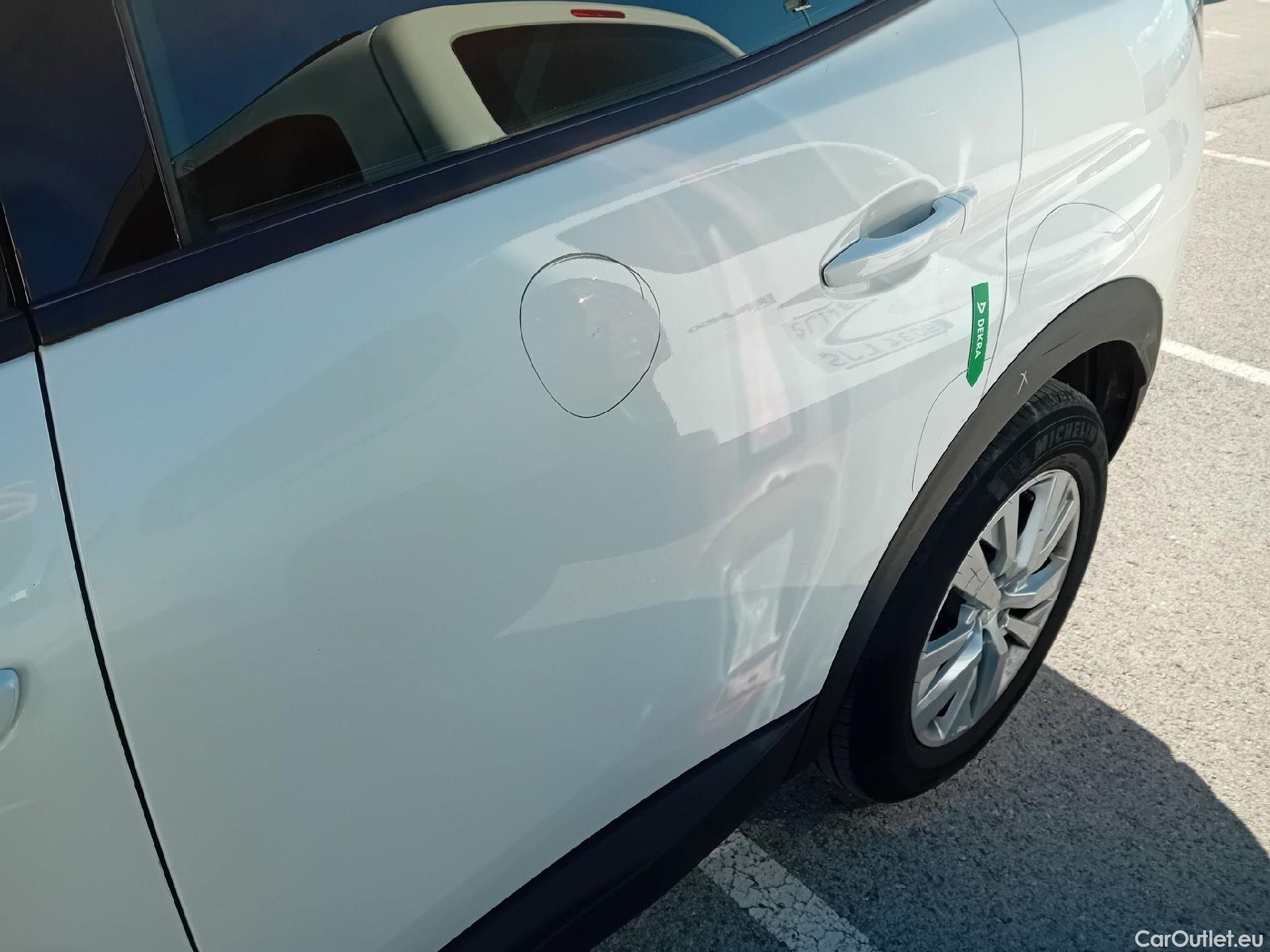  Peugeot  3008 PEUGEOT  / 2020 / 5P / todoterreno 1.5 BlueHDi 96kW (130CV) S&S Active Pack (AC4) #13