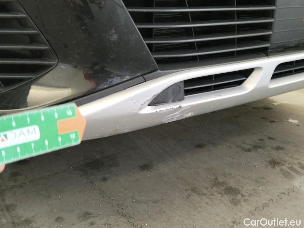  Peugeot  3008 PEUGEOT  Hybrid / 2016 / 5P / todoterreno 225 e-EAT8 Allure #10