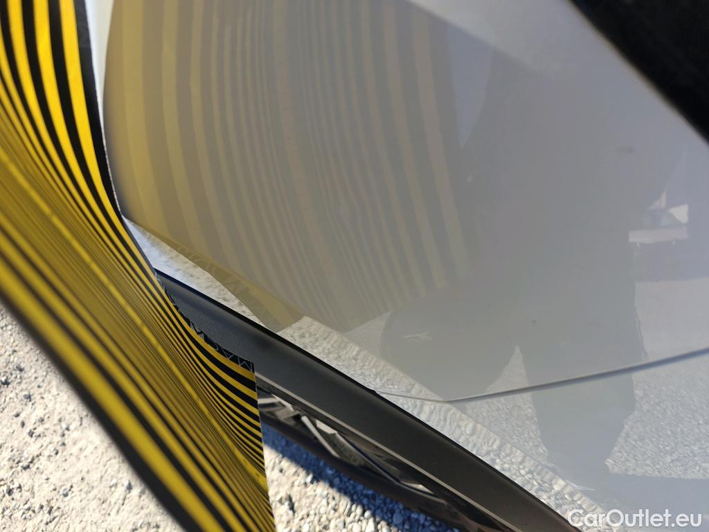  Peugeot  2008 PEUGEOT  / 2019 / 5P / todoterreno Allure BlueHDI 81kW (110CV) #58