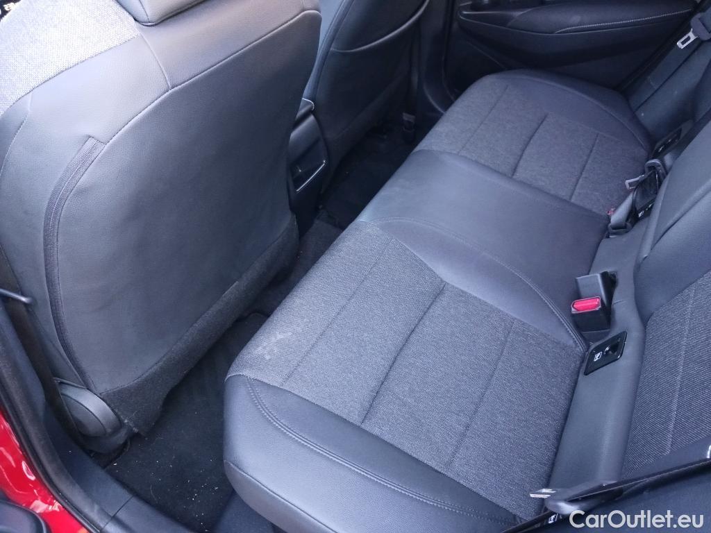  Toyota  Corolla TOYOTA  / 2020 / 5P / berlina con portón 1.8 125H STYLE E-CVT #15