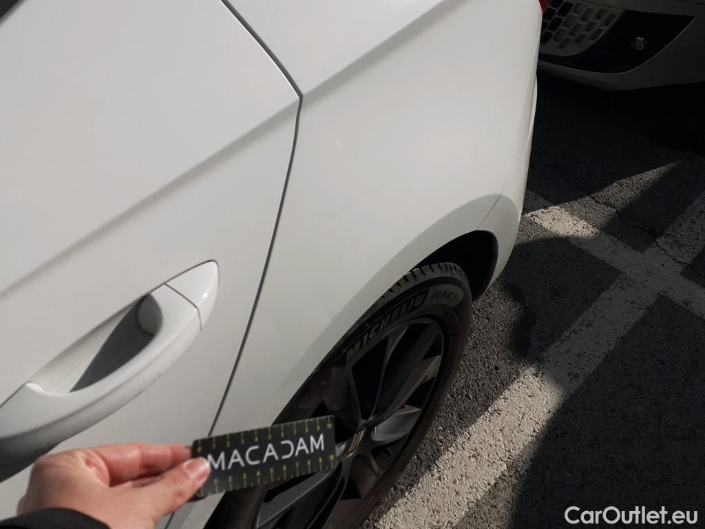  Seat  Leon SEAT León / 2016 / 5P / berlina con portón 1.5 TSI 95kW (130CV) St&Sp Style Visio Edition #3