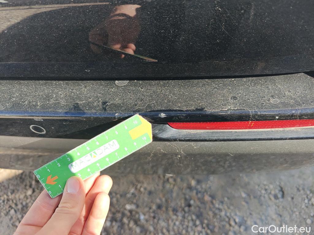  Toyota  RAV4 TOYOTA  / 2018 / 5P / todoterreno 2.5l 220H Style #23