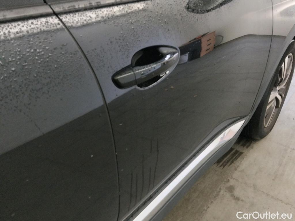  Peugeot  3008 PEUGEOT  Hybrid / 2016 / 5P / todoterreno 225 e-EAT8 Allure #17
