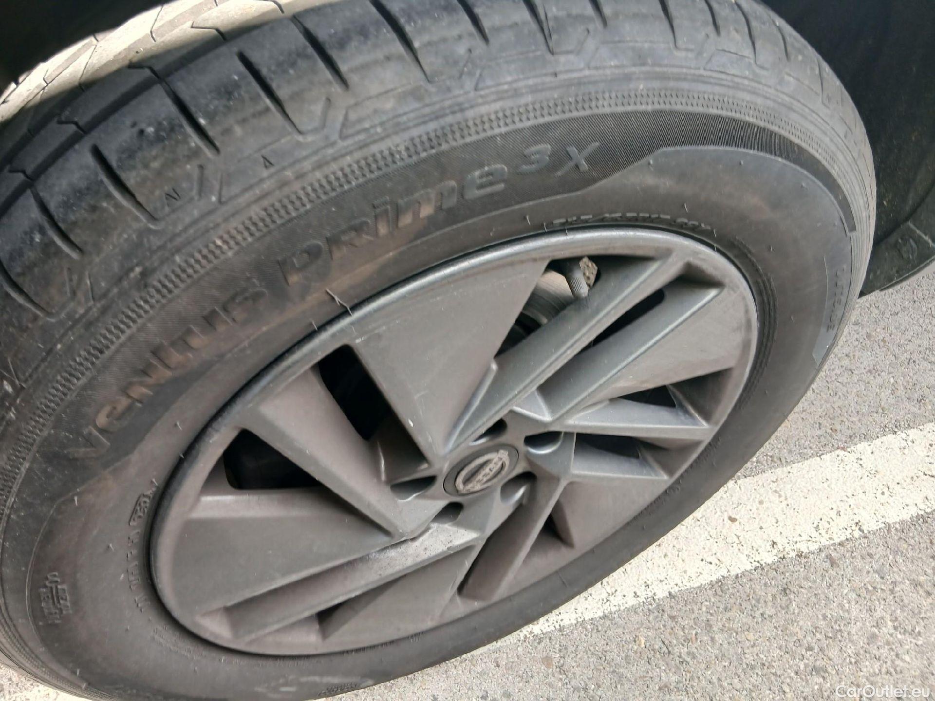  Nissan  Qashqai NISSAN  / 2021 / 5P / todoterreno DIG-T 116kW (158CV) mHEV Xtronic Acenta #3