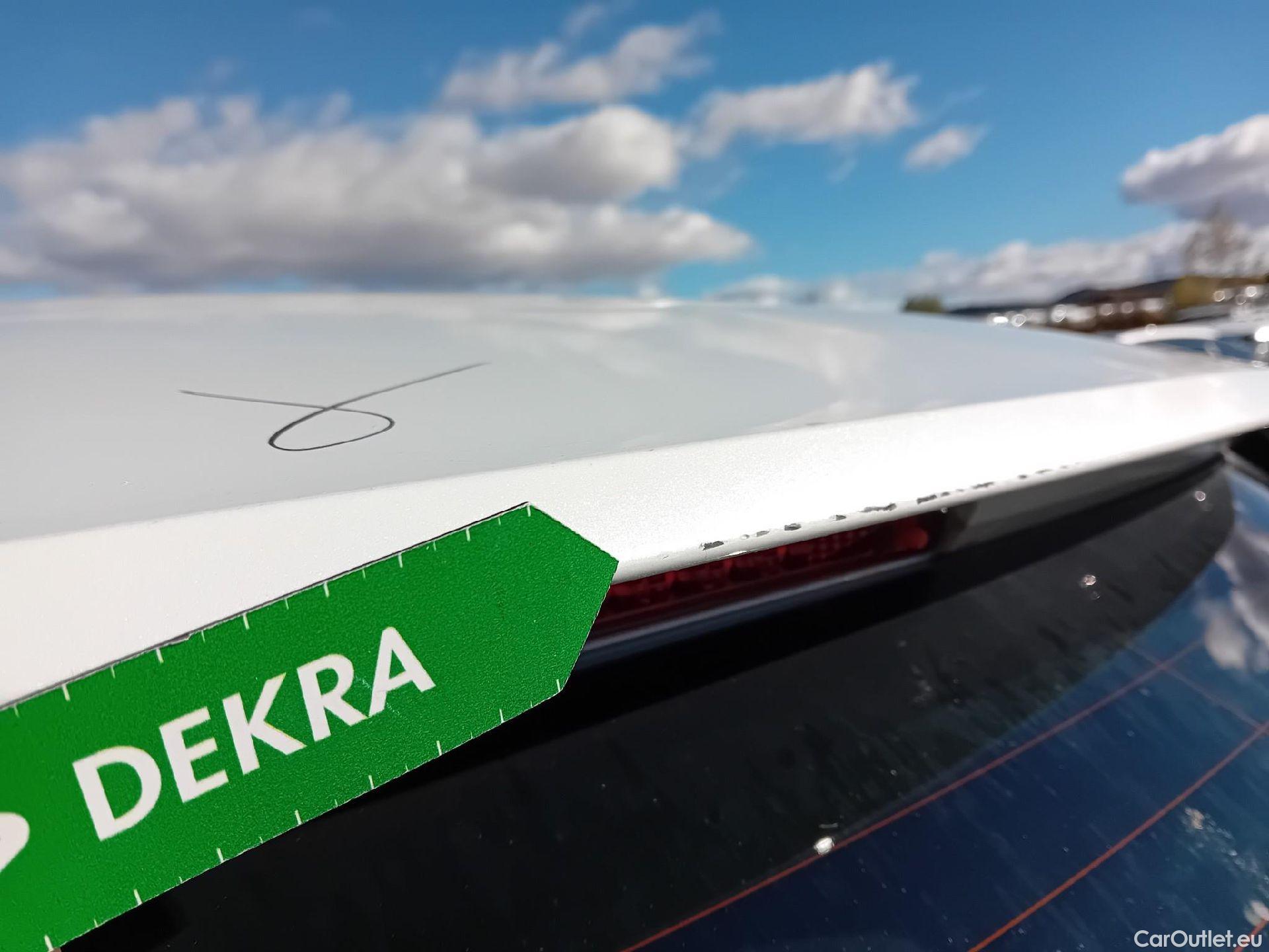  Peugeot  3008 PEUGEOT  / 2020 / 5P / todoterreno 1.5 BlueHDi 96kW (130CV) S&S Active Pack (AC4) #28