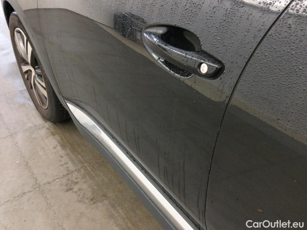  Peugeot  3008 PEUGEOT  Hybrid / 2016 / 5P / todoterreno 225 e-EAT8 Allure #15