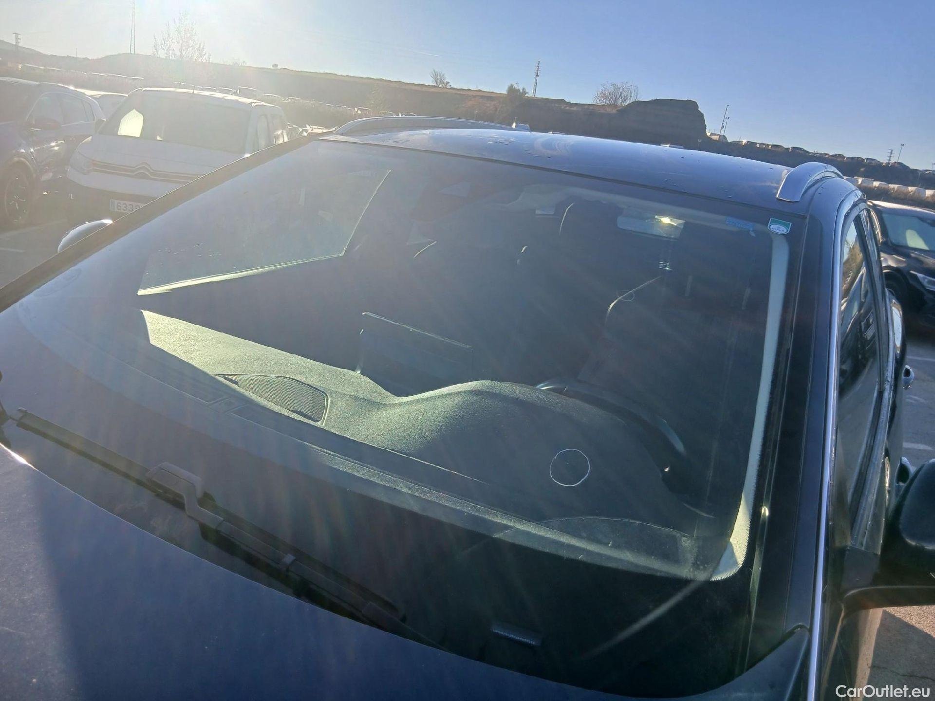  Peugeot  3008 PEUGEOT  / 2020 / 5P / todoterreno 1.5 BlueHDi 96kW S&S Allure Pack EAT8 #27