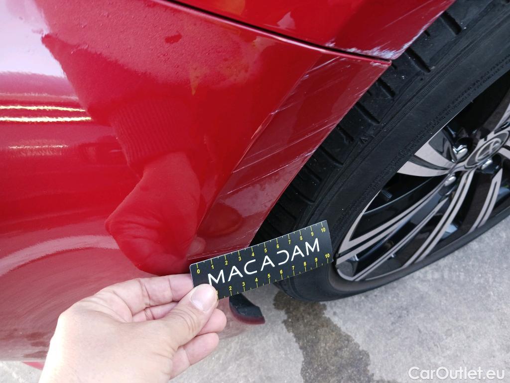  Toyota  Corolla TOYOTA  / 2020 / 5P / berlina con portón 1.8 125H STYLE E-CVT #10