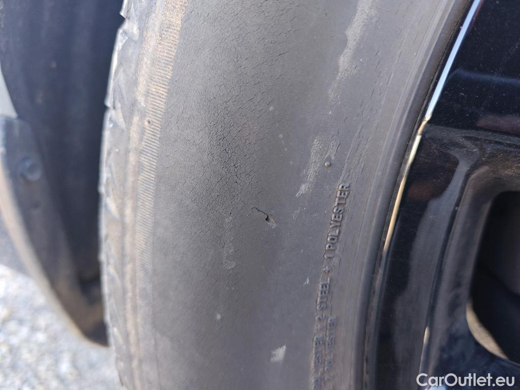  Toyota  RAV4 TOYOTA  / 2018 / 5P / todoterreno 2.5l 220H Style #2