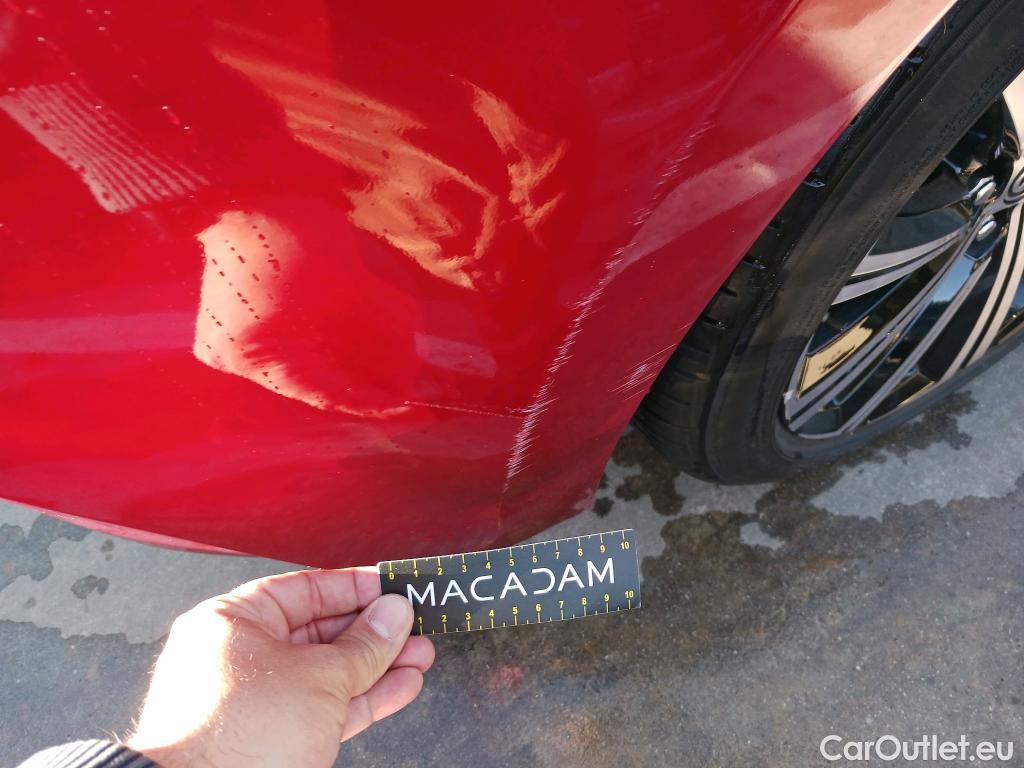  Toyota  Corolla TOYOTA  / 2020 / 5P / berlina con portón 1.8 125H STYLE E-CVT #12