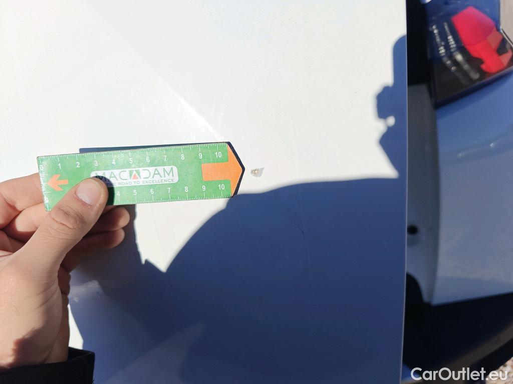  Peugeot  2008 PEUGEOT  / 2019 / 5P / todoterreno Allure BlueHDI 81kW (110CV) #6