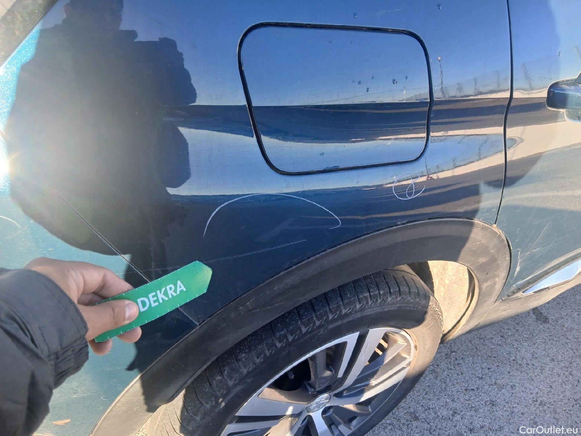  Peugeot  3008 PEUGEOT  / 2020 / 5P / todoterreno 1.5 BlueHDi 96kW S&S Allure Pack EAT8 #46