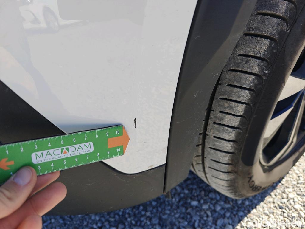  Peugeot  2008 PEUGEOT  / 2019 / 5P / todoterreno Allure BlueHDI 81kW (110CV) #42