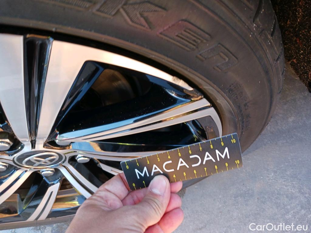  Toyota  Corolla TOYOTA  / 2020 / 5P / berlina con portón 1.8 125H STYLE E-CVT #26