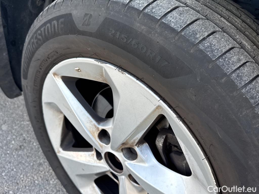  Nissan  Qashqai NISSAN  / 2017 / 5P / todoterreno dCi 85 kW (115 CV) E6D ACENTA #47