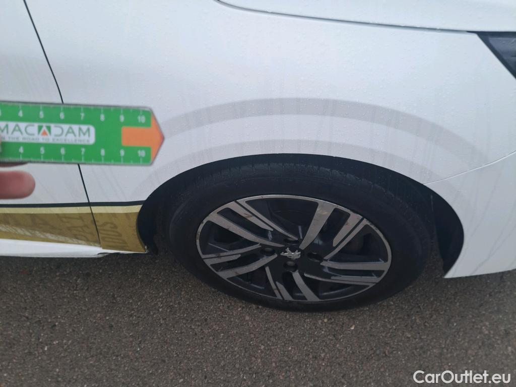  Peugeot  208 PEUGEOT  / 2019 / 5P / berlina con portón PureTech 73kW (100CV) Allure #7