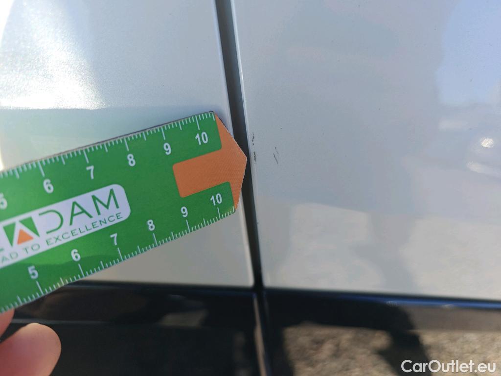  Toyota  RAV4 TOYOTA  / 2018 / 5P / todoterreno 2.5l 220H Style #29