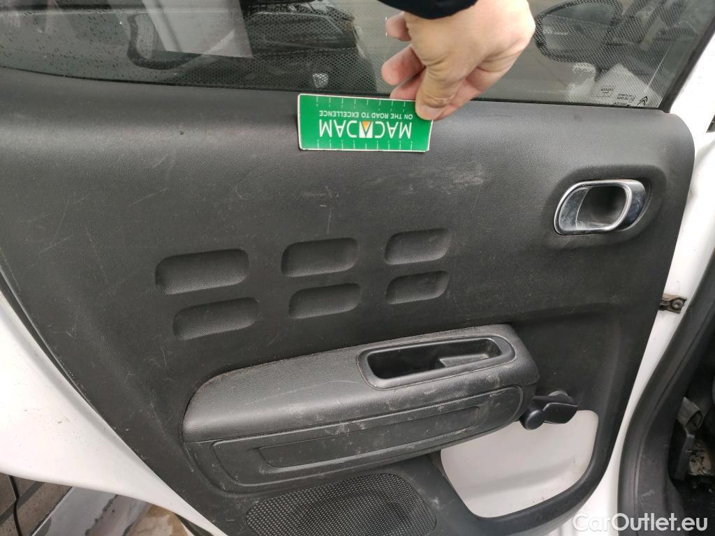  Citroen  C3 CITROEN  / 2016 / 5P / berlina comercial BlueHDi 73KW (100CV) S&S Comercial #14