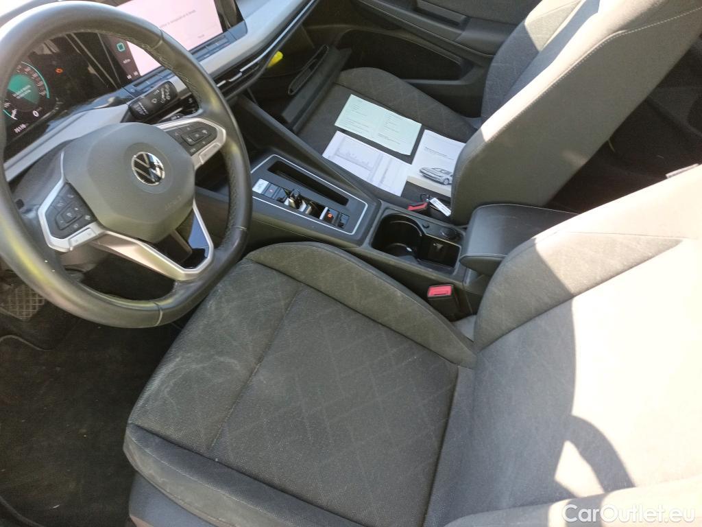  Volkswagen  Golf  VOLKSWAGEN / 2020 / 5P / berlina con portón Life 1.0 eTSI 81kW (110CV) DSG #19