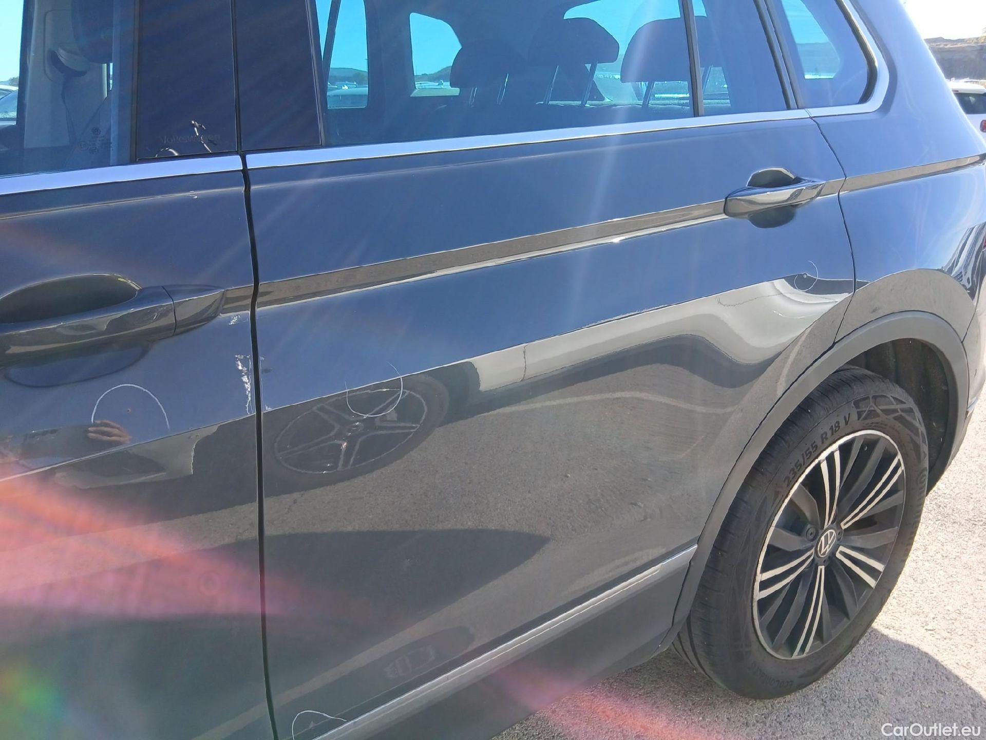  Volkswagen  Tiguan VOLKSWAGEN  / 2020 / 5P / todoterreno Life 2.0 TDI 110kW (150CV) DSG #11