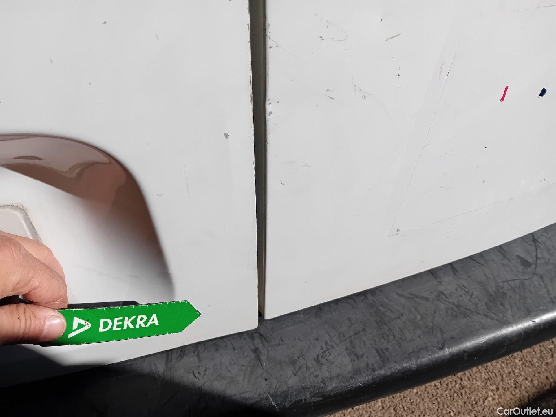  Citroen  Berlingo CITROEN  / 2015 / 3P / furgón derivado de turismo BlueHDi 74KW (100CV) #18