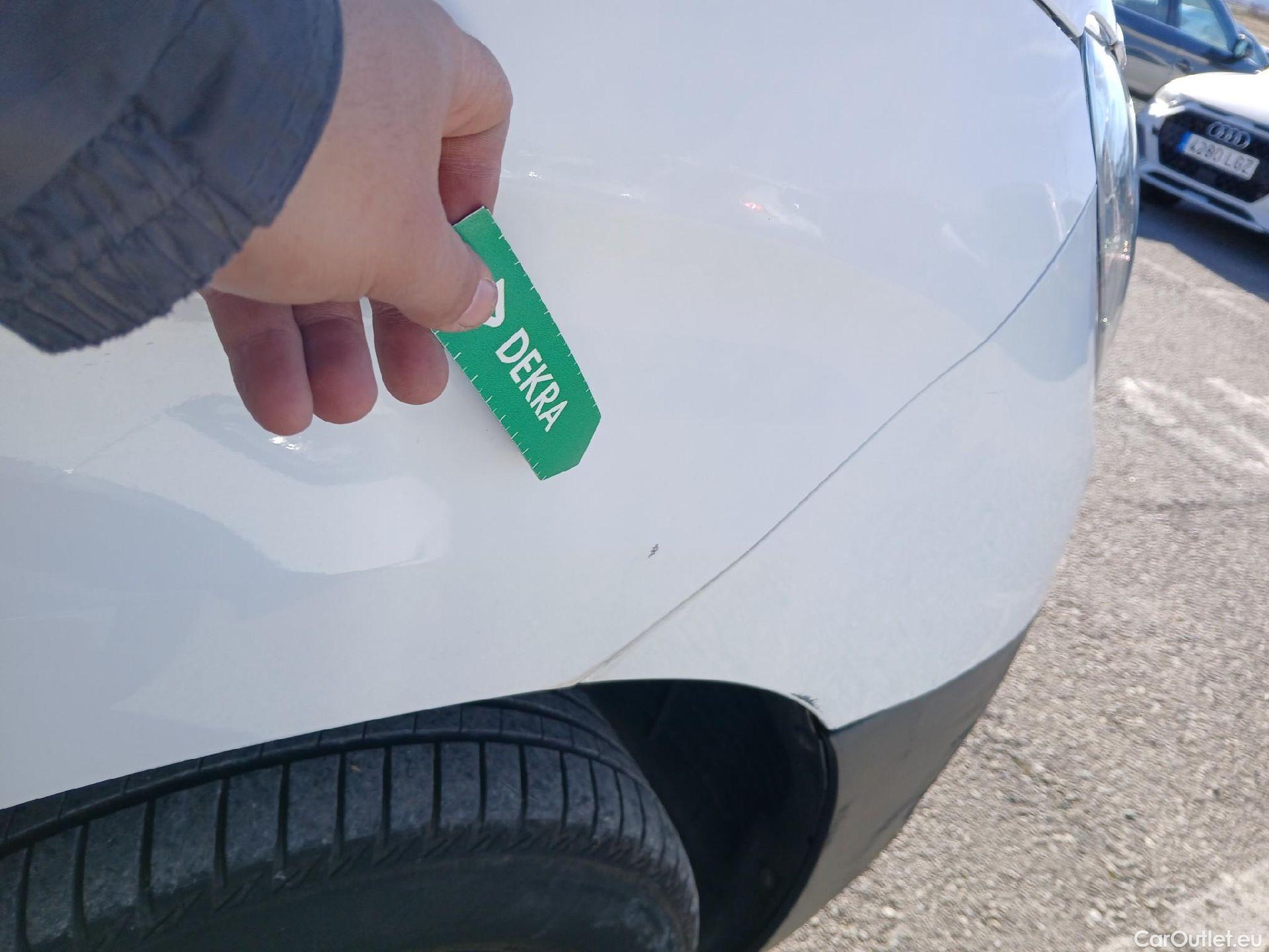  Opel  Combo OPEL  / 2018 / 3P / furgón derivado de turismo 1.6 TD S/S 74kW (100CV) Express L H1 650 #46