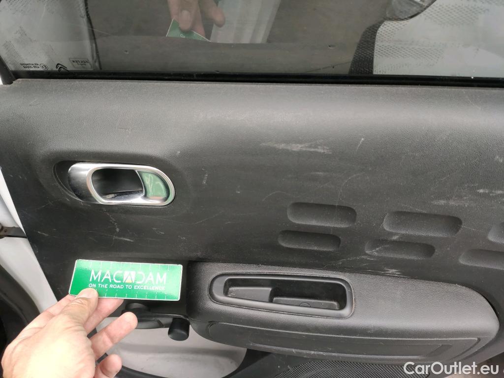  Citroen  C3 CITROEN  / 2016 / 5P / berlina comercial BlueHDi 73KW (100CV) S&S Comercial #12