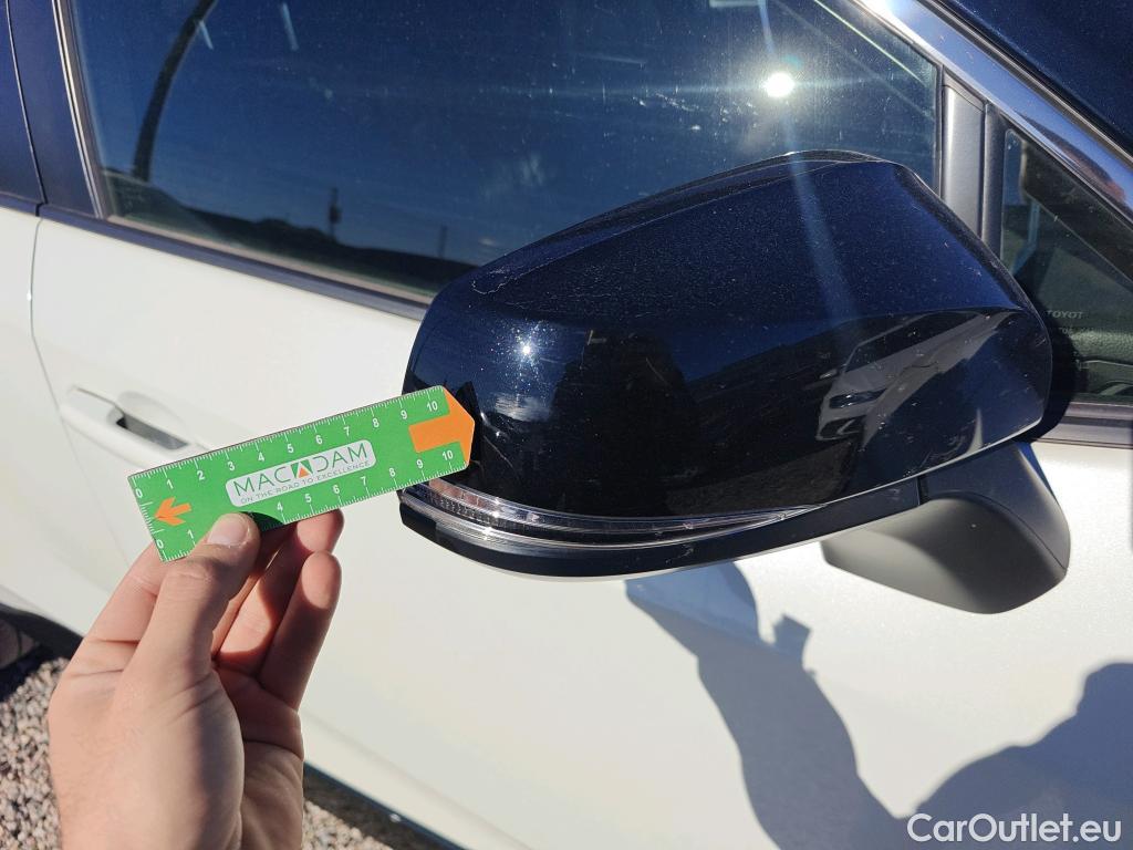  Toyota  RAV4 TOYOTA  / 2018 / 5P / todoterreno 2.5l 220H Style #42