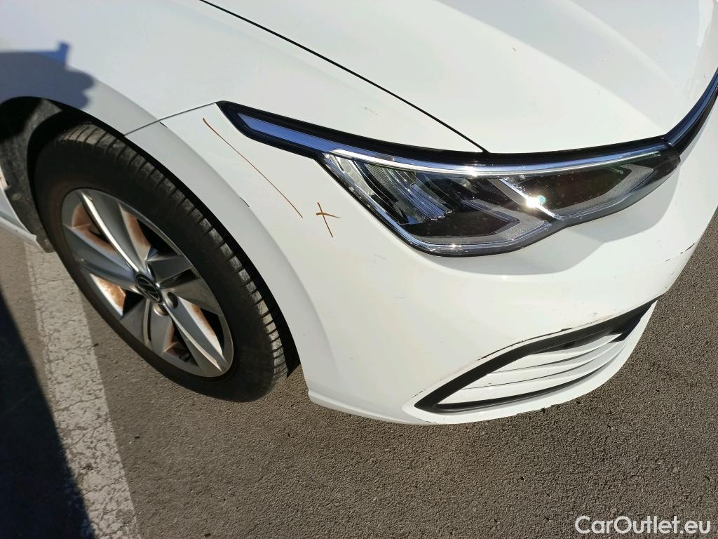  Volkswagen  Golf  VOLKSWAGEN / 2020 / 5P / berlina con portón Life 1.0 eTSI 81kW (110CV) DSG #13