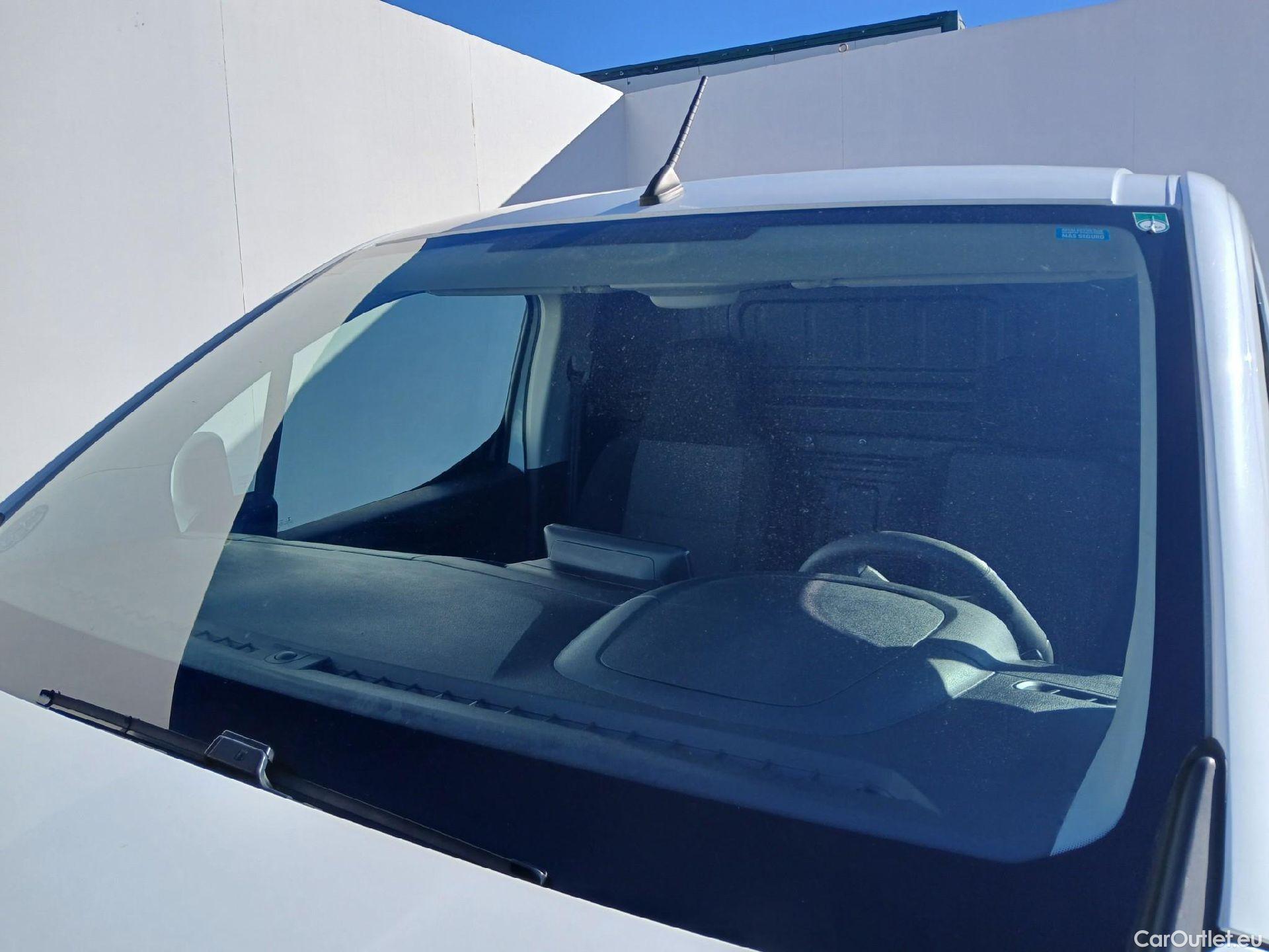  Opel  Combo OPEL  / 2018 / 3P / furgón derivado de turismo 1.6 TD S/S 74kW (100CV) Express L H1 650 #9