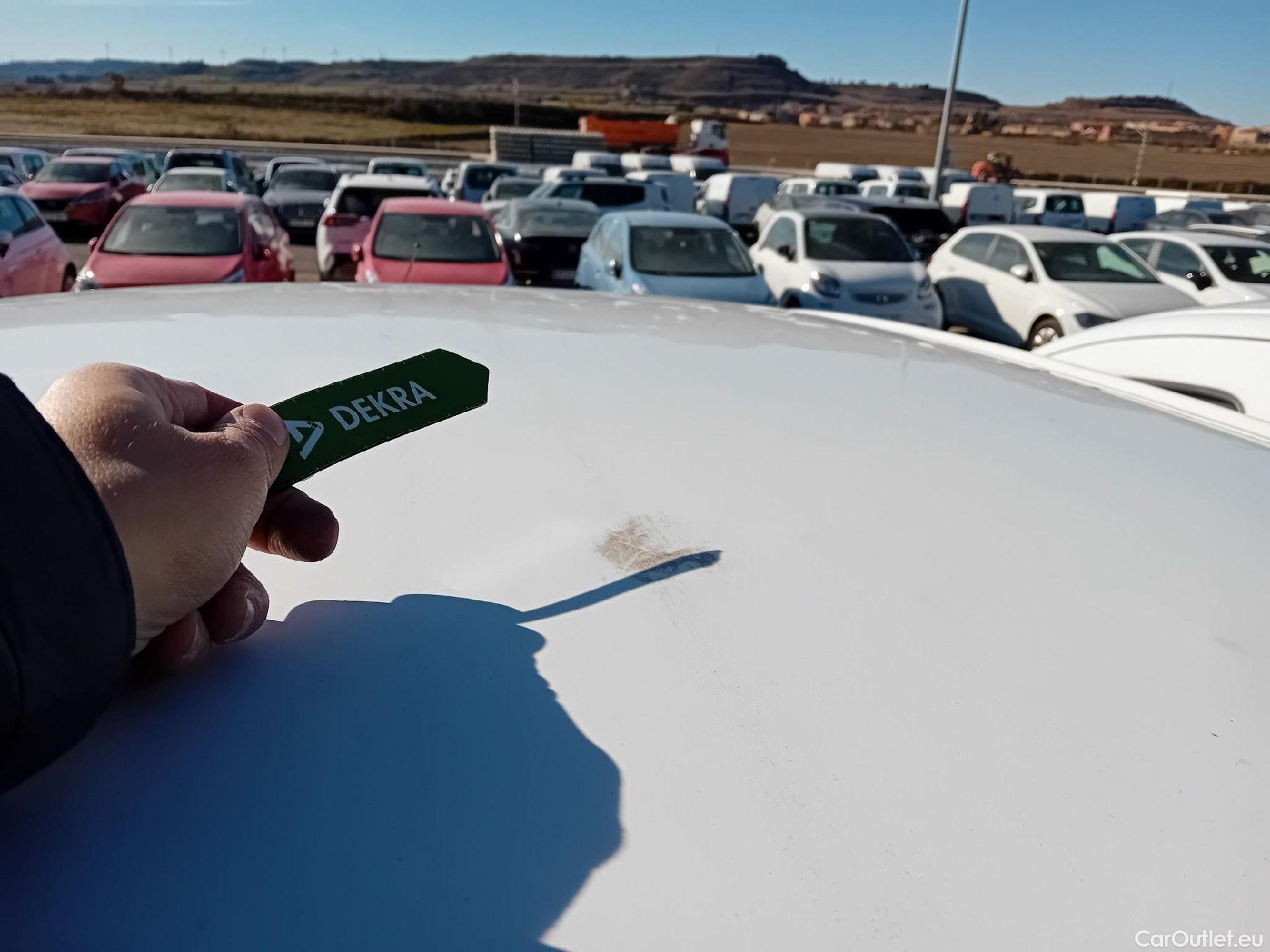  Citroen  Berlingo CITROEN  / 2015 / 3P / furgón derivado de turismo BlueHDi 74KW (100CV) #38