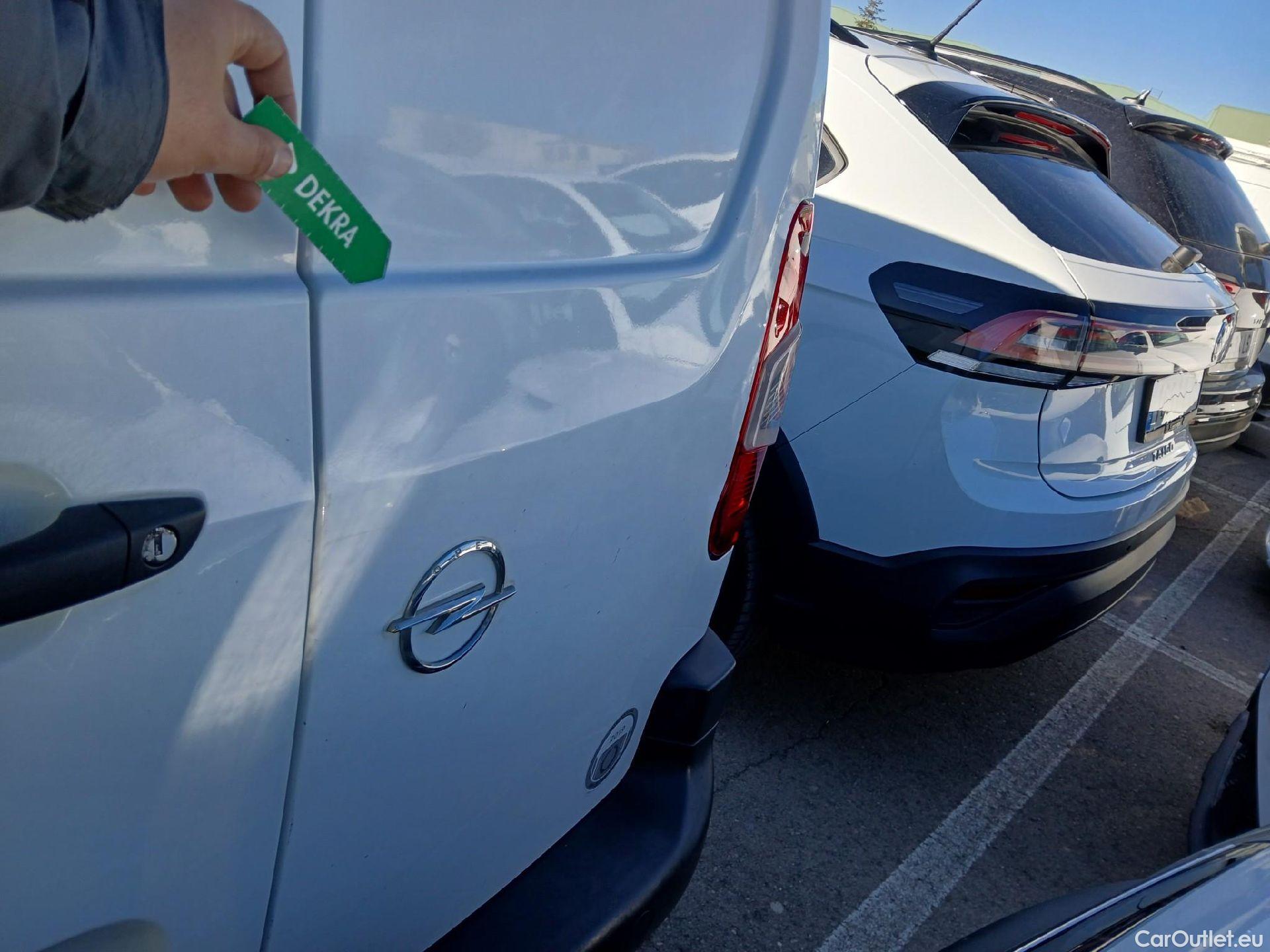  Opel  Combo OPEL  / 2018 / 3P / furgón derivado de turismo 1.6 TD S/S 74kW (100CV) Express L H1 650 #36