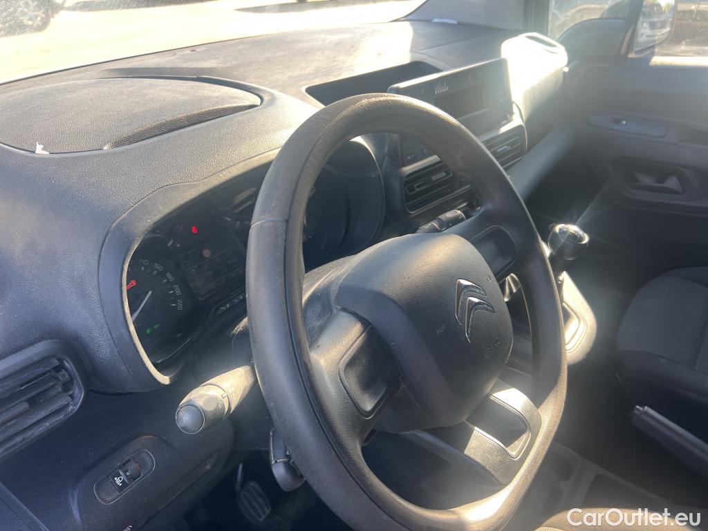  Citroen  Berlingo CITROEN  COMBI Talla M BlueHDi 100 S&S LIVE (IND) #38