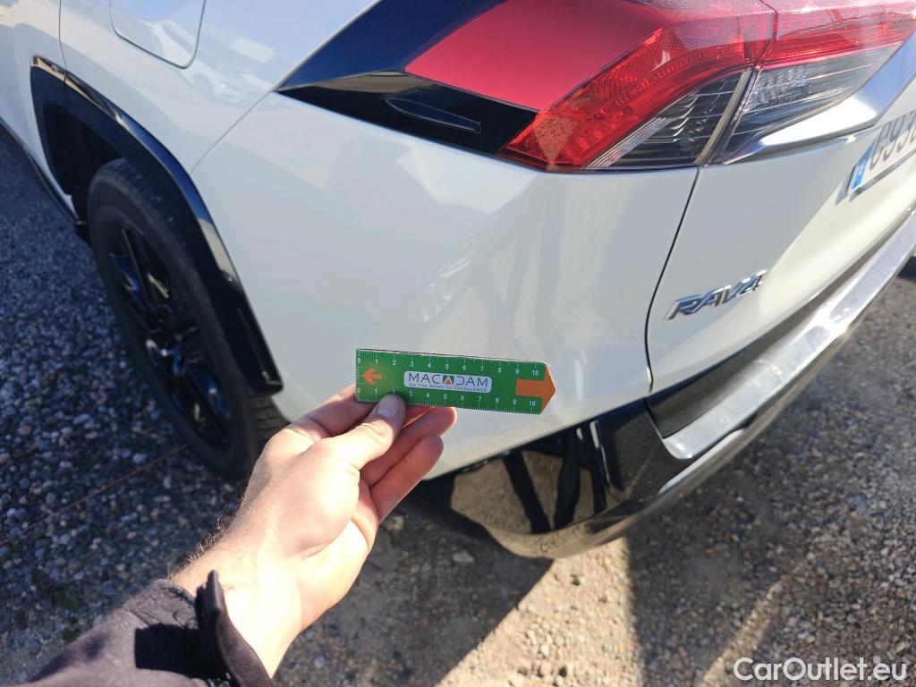  Toyota  RAV4 TOYOTA  / 2018 / 5P / todoterreno 2.5l 220H Style #44