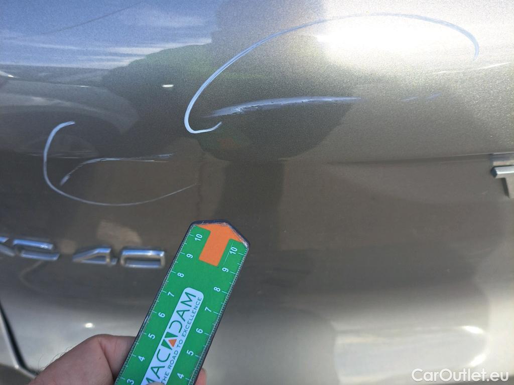  Volvo  XC 40 VOLVO XC40 / 2017 / 5P / todoterreno 1.5 T4 Twin Recharge Inscription Ex Auto #2