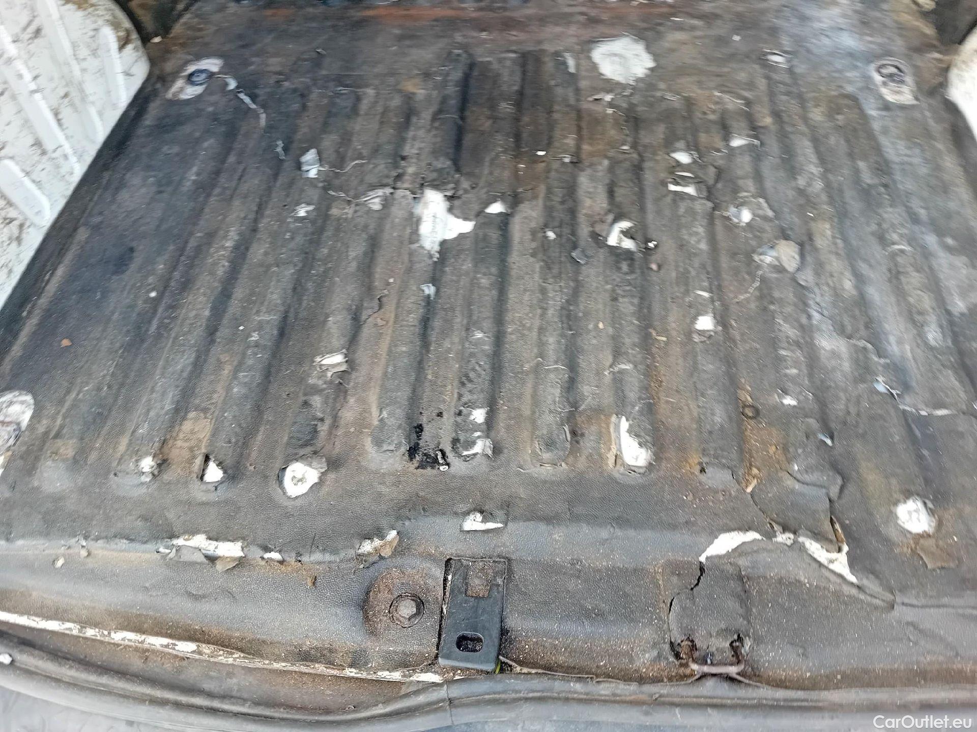  Citroen  Berlingo CITROEN  / 2015 / 3P / furgón derivado de turismo BlueHDi 74KW (100CV) #41