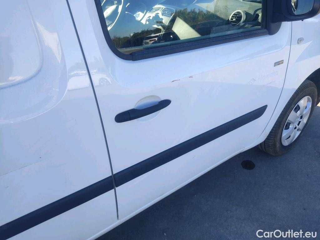  Renault  Kangoo RENAULT  Z.E./2013/3P/furgón derivado de turismo Z.E. #28