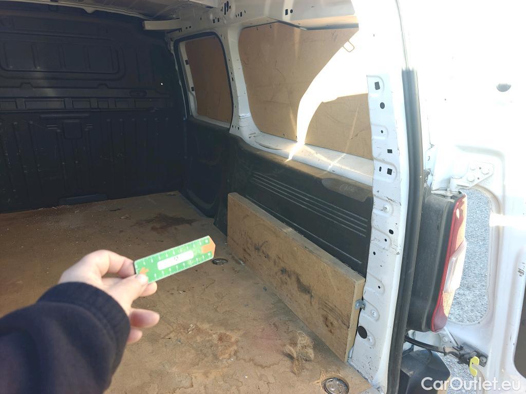  Opel  Combo OPEL  / 2018 / 4P / furgón derivado de turismo 1.5TD 75kW (100CV) Express XL H1 1000kg #37