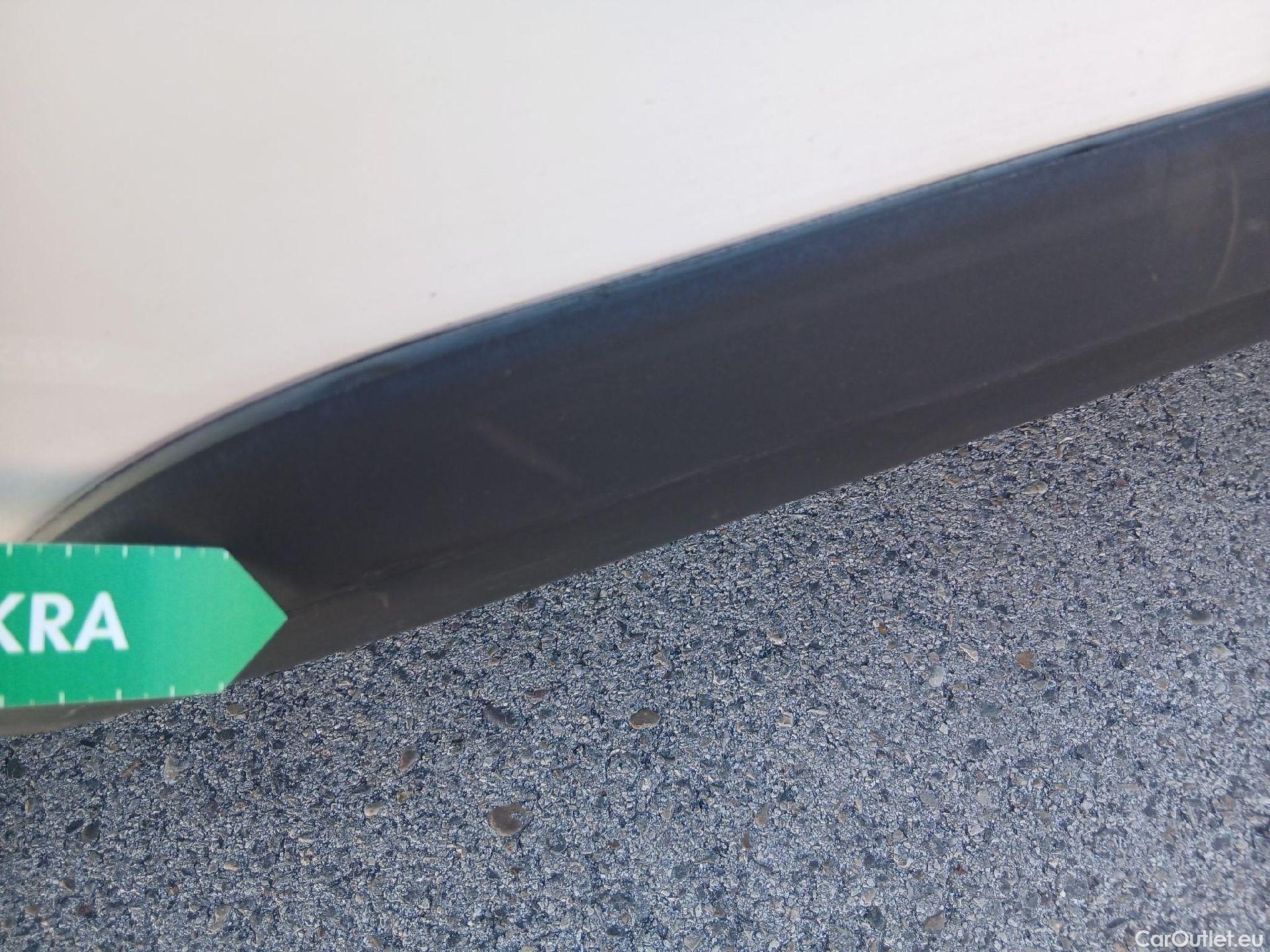  Opel  Vivaro OPEL  / 2019 / 4P / furgón 1.5 Diésel 74kW (100CV) M Std Express (CX) #36