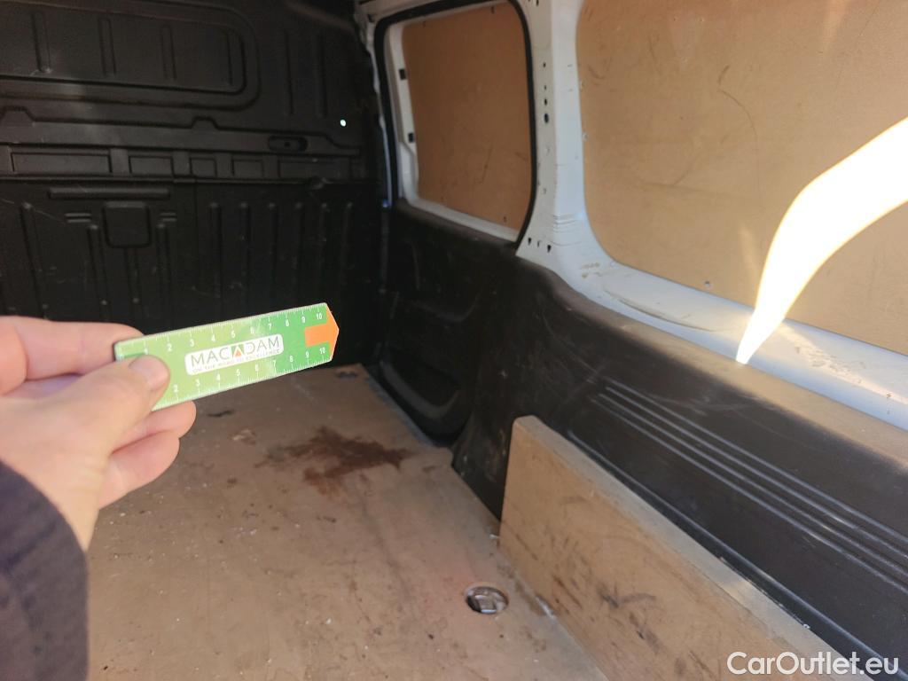  Opel  Combo OPEL  / 2018 / 4P / furgón derivado de turismo 1.5TD 75kW (100CV) Express XL H1 1000kg #41