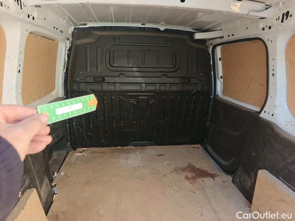  Opel  Combo OPEL  / 2018 / 4P / furgón derivado de turismo 1.5TD 75kW (100CV) Express XL H1 1000kg #22