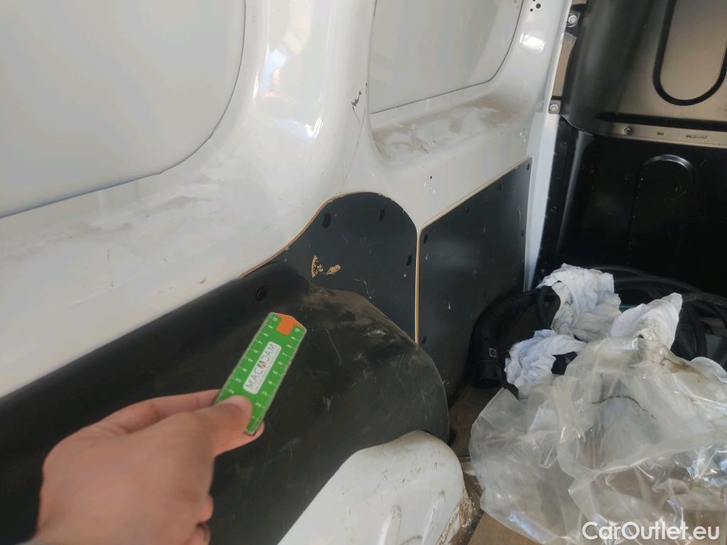  Renault  Kangoo RENAULT  Z.E./2013/3P/furgón derivado de turismo Z.E. #20