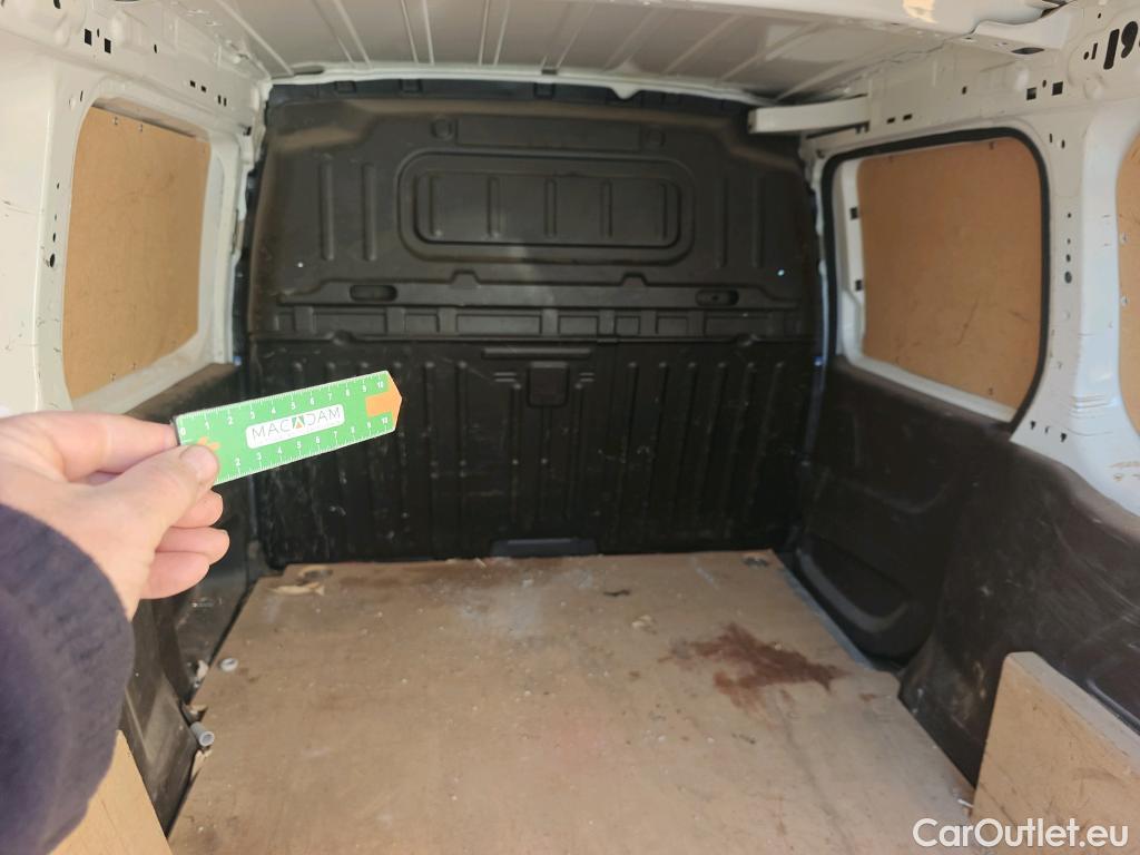  Opel  Combo OPEL  / 2018 / 4P / furgón derivado de turismo 1.5TD 75kW (100CV) Express XL H1 1000kg #21